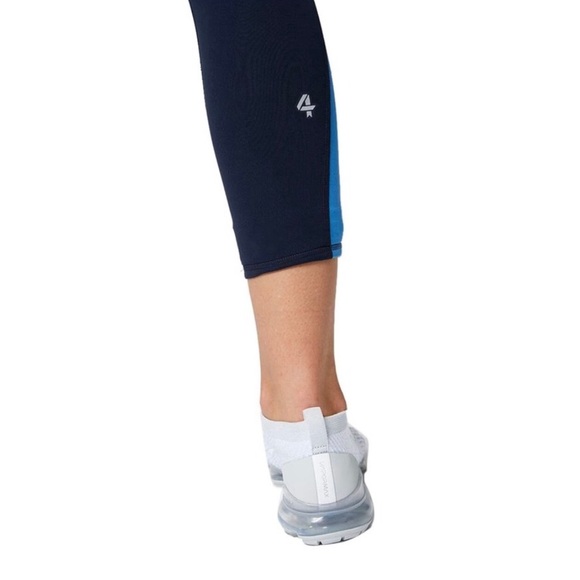 Fourlaps Elevate Onesie in Navy Womens Medium NWT - Picture 4 of 4